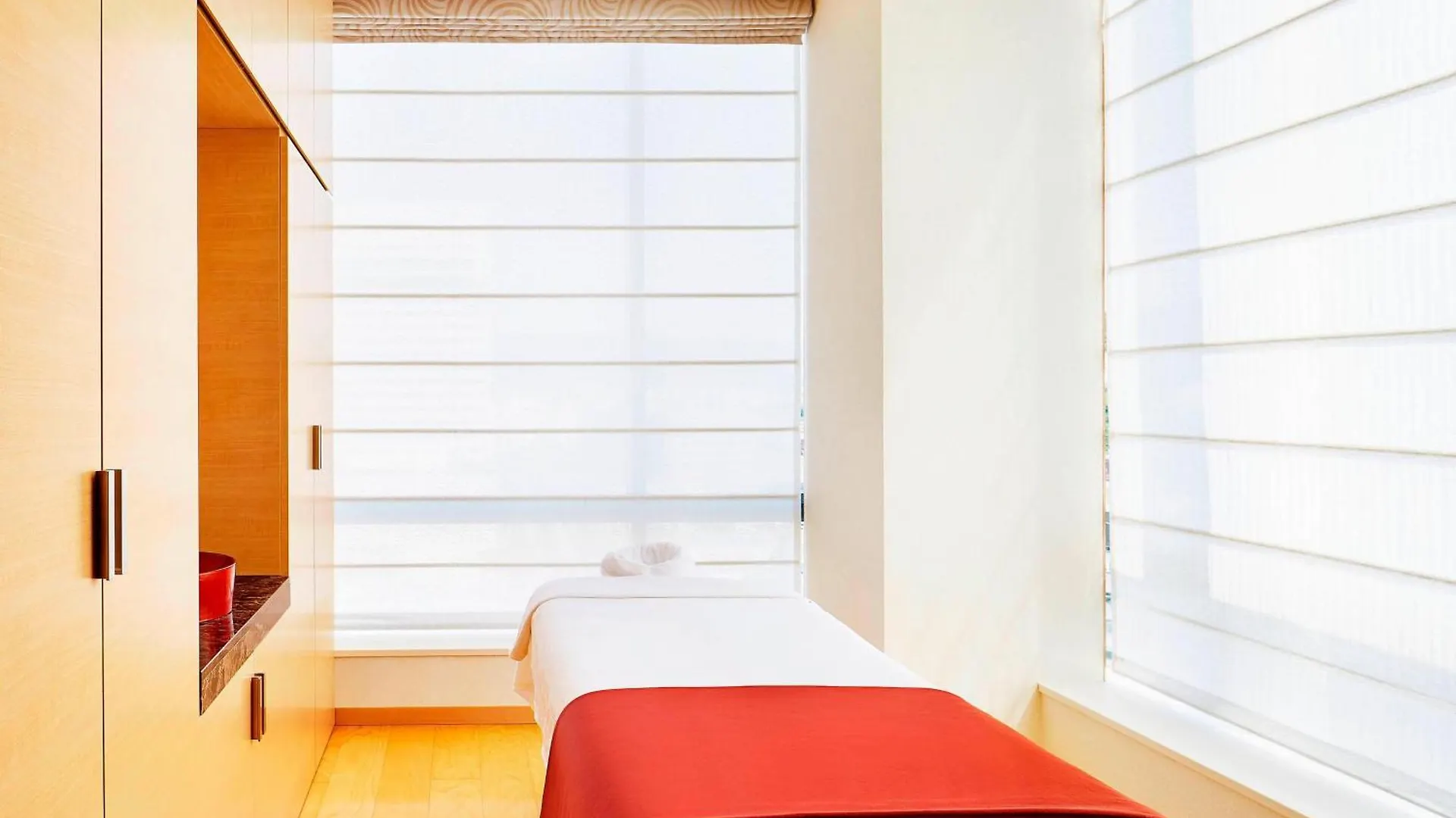 Sheraton Grand Hiroshima Hotel 5*,  Japan